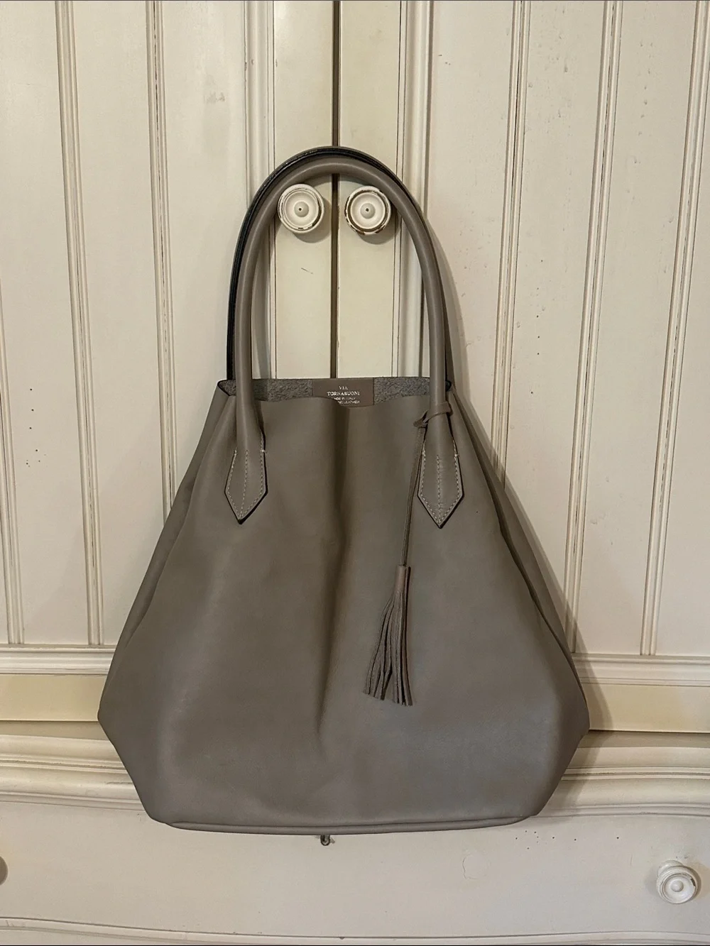 Handmade Italian Women’s Gray Leather Tote Bag with Tassel